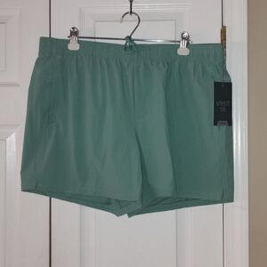 VRST Men's 5" Everyday Shorts Sz XL  NWT